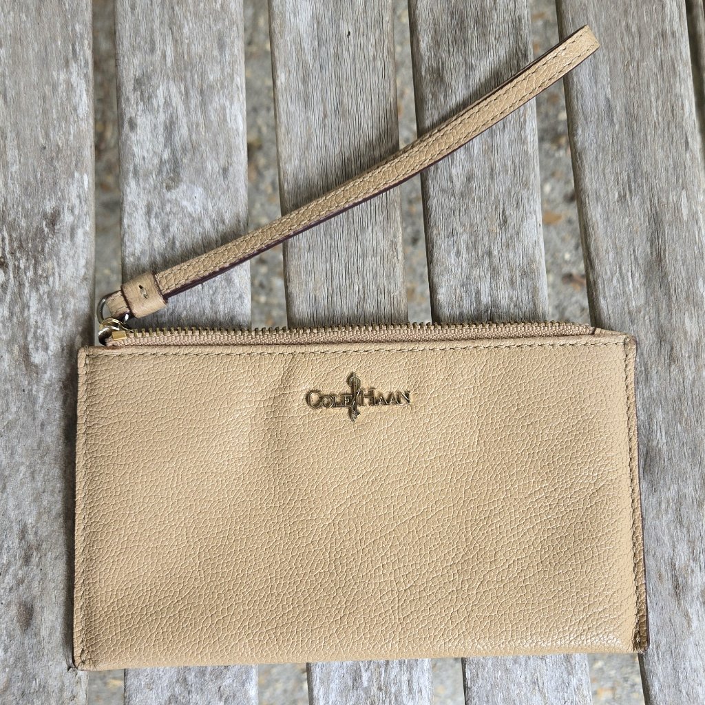 Cole Haan Beige Leather Wristlet Wallet Card Holder